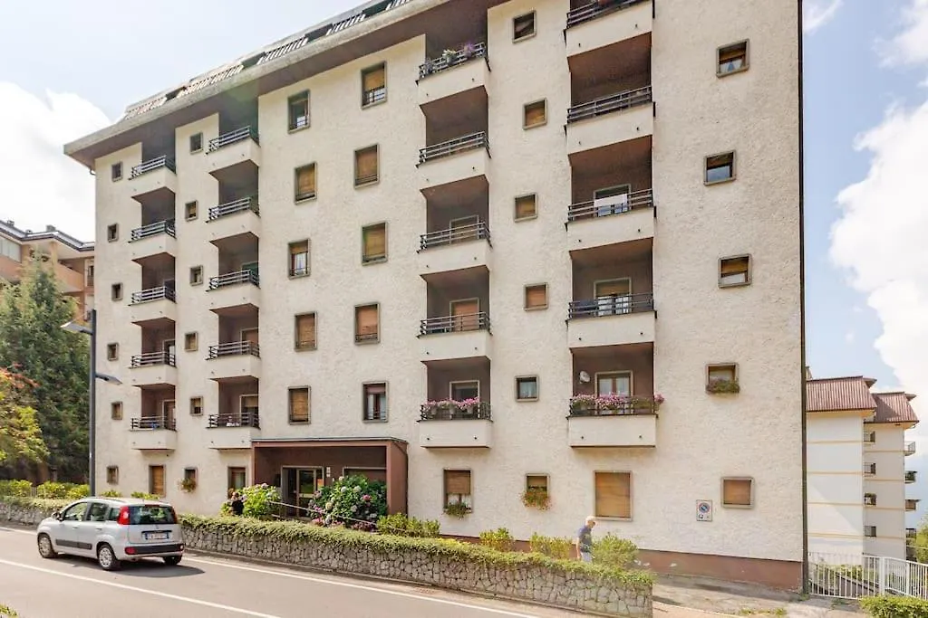 Apartment Appartamento Nel Cuore Della Valsassina Moggio  Italy